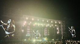 Όταν ο Lenny Kravitz 'πήρε και σήκωσε' το ΟΑΚΑ