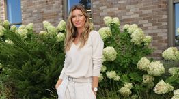 H Gisele μας συστήνει τις αδερφές της