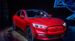 Η Mustang Mach-E GT πιάνει τα 100 χλμ/ώρα σε 3,7''