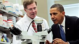 Ο Barack Obama εξηγεί γιατί είναι σημαντικό να μπούμε σε καραντίνα οικειοθελώς