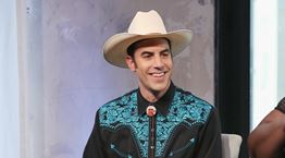 Ο Sacha Baron Cohen επέστρεψε στη μικρή οθόνη για να τελειώσει (;) καριέρες