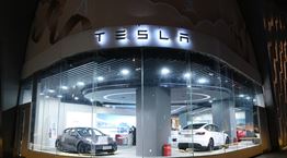 Υπαρχει μία εταιρεία που απειλεί την Tesla στις ευρωπαϊκές πωλήσεις