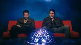 Με το νέο θρίλερ It's What's Inside στο Netflix θα κάψεις εγκεφαλικά κύτταρα