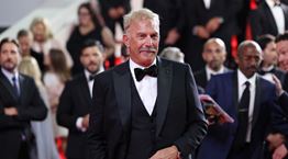 Ο Kevin Costner χειροκροτήθηκε στις Κάννες επί 10(!) συνεχόμενα λεπτά