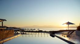 Στην Πάρο με κάθε αίσθηση