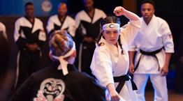 Cobra Kai: Κυκλοφόρησε trailer για το 2ο μέρος της τελευταίας σεζόν-πότε ανεβαίνει στο Netflix