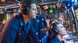 Υποβρύχια, τορπίλες κι άπειρη δράση για τον Gerard Butler στο trailer του Hunter Killer