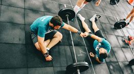 Η αθλητική ρουτίνα για καύση λίπους και ενδυνάμωση μυών