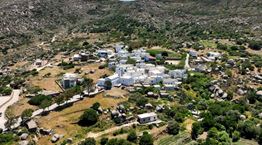 Βώλαξ, ένα σεληνιακό τοπίο στις Κυκλάδες