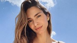 Το καλοκαίρι ταιριάζει τέλεια στην Ηλιάνα Παπαγεωργίου