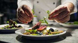 Tasty Awards 2023: Στην τελική ευθεία ψηφίζουμε τα αγαπημένα μας bars!