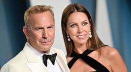 Σκληρές κατηγορίες της Christine Baumgartner για τον Kevin Costner