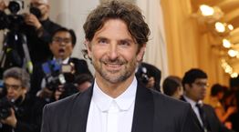 Ο Bradley Cooper είναι ένας 'άλλος' στην ταινία Maestro