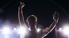 Όταν ο Σάκης Ρουβάς συγκινήθηκε στο κατάμεστο Κατράκειο