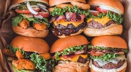 Νοστιμότερο lockdown με Soho Βurgers