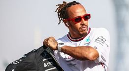 O Lewis Hamilton πάει Ferrari από το 2025