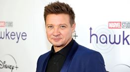 Ο Jeremy Renner έχει πολλούς λόγους για να αναρρώσει πλήρως