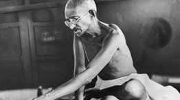 O Mahatma Gandhi τα είχε πει όλα για τη ζωή και την αγάπη