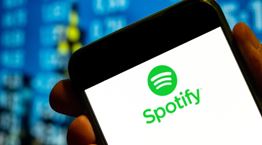 Αντίο ζωή: Τώρα μπορείς να καείς παίζοντας φιδάκι στο Spotify