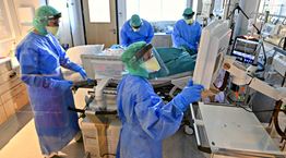 Τι ακριβώς προκαλεί ο κορονοιός στο ανθρώπινο σώμα