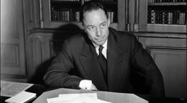Η αγωνία του Albert Camus πριν το πέναλτι