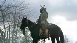 10 σειρές και ταινίες που βλέπουν όλοι αυτήν τη στιγμή στην Ελλάδα