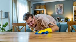 Μύθοι και αλήθειες για τη σκόνη για να την ξεφορτώνεσαι πιο εύκολα