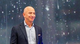 Τα εξωπραγματικά 'πειράματα' των δισεκατομμυριούχων για να μείνουν νέοι