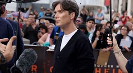 O Cillian Murphy έχει κάτι να πει για το φαινόμενο Barbenheimer