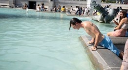 Κάποια ακατανόητα πράγματα που συμβαίνουν στον κόσμο λόγω καύσωνα