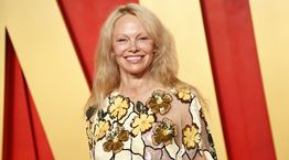 Στο I Love You η Pamela Anderson μοιράζεται τις συνταγές της