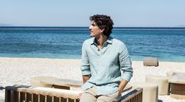 Ο Παύλος Γαλακτερός φτιάχνει τη βαλίτσα των διακοπών σου