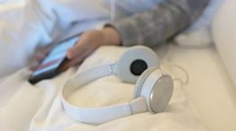 Το Spotify θέλει πάση θυσία να ηρεμήσουμε