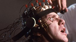 Όλες οι φορές που ο Stanley Kubrick μας έβαλε σε σκέψεις