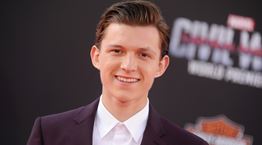 Ο Tom Holland γίνεται Ρωμαίος στο θέατρο