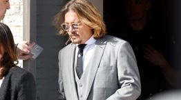 Το απίθανο ποσό που στοιχίζει μία θέση στη δίκη του Johnny Depp