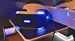 Μία πρώτη ματιά στη VR κάσκα του PlayStation 5