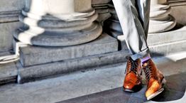 5 ζευγάρια μπότες που φοριούνται με κοστούμι