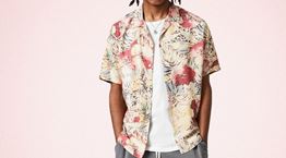 Τα πιο cool χαβανέζικα πουκάμισα ταιριάζουν με τα πάντα