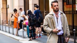 Η διαχρονική γοητεία της καμπαρντίνας