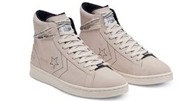 Pro Leathers, τα πιο κομψά sneakers της Converse για αυτή τη χρονιά