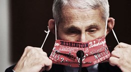 Οι Αμερικανοί βγάζουν τις μάσκες. Οι υπόλοιποι;