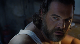 Ο Theo Alexander μένει μόνιμα εδώ