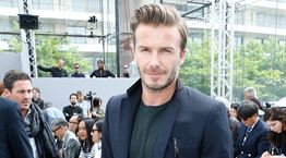 Το σταυρωτό κοστούμι του David Beckham
