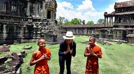 Έκανε τον γύρο του κόσμου σε 558 ημέρες και τώρα δίνει ταξιδιωτικές συμβουλές