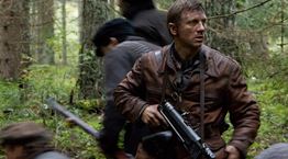 O Daniel Craig πέρα από τον James Bond