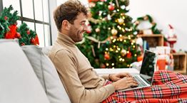 Πώς θα περάσεις ωραία Χριστούγεννα μόνος