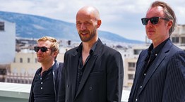 Ένα χαλαρό μεσημέρι με τους Madrugada