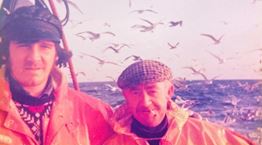 Λύθηκε το μυστήριο: Μπουκάλι που μετέφερε μήνυμα στη θάλασσα βρέθηκε μετά από 47 χρόνια