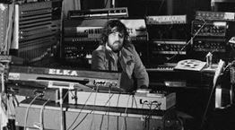 O Vangelis κατέκτησε τον Παράδεισο με τα πλήκτρα του